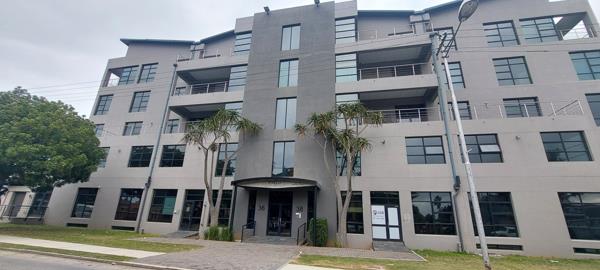 236  m² Office Space