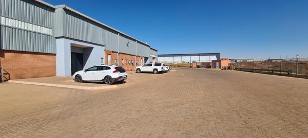 1 315  m² Industrial space