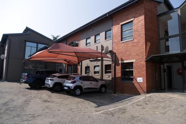 126  m² Commercial space