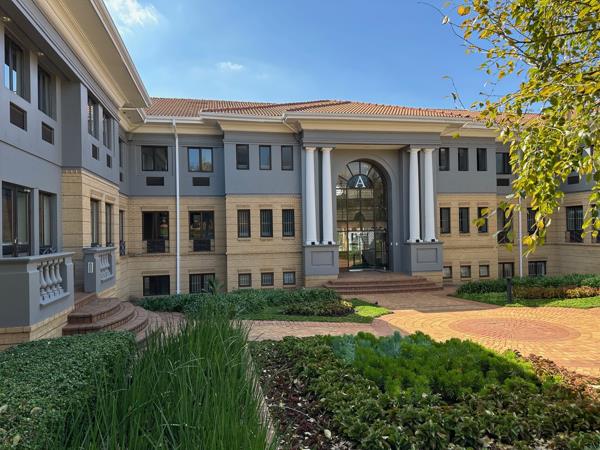 335  m² Commercial space