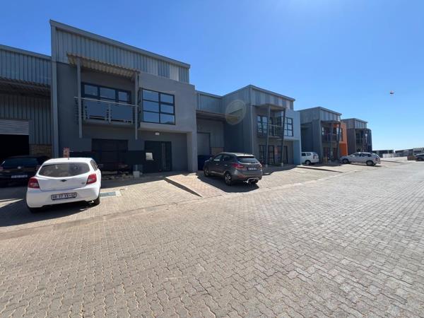 470 m² Industrial space