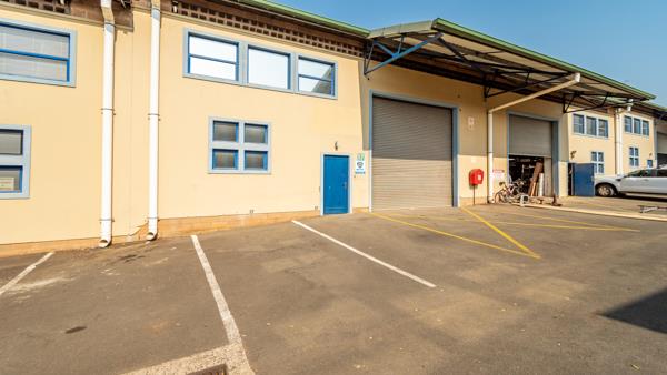 215  m² Industrial space