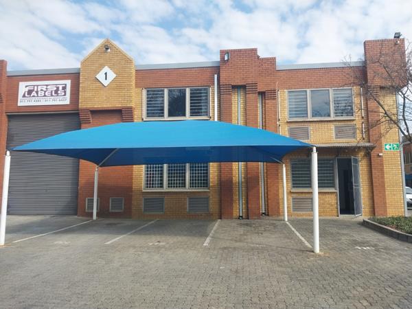 344  m² Commercial space