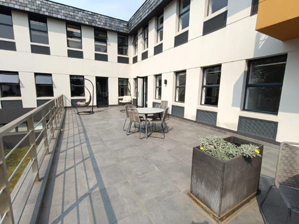 347  m² Commercial space