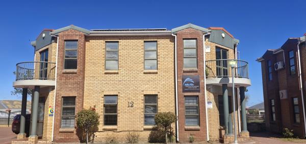 110  m² Commercial space