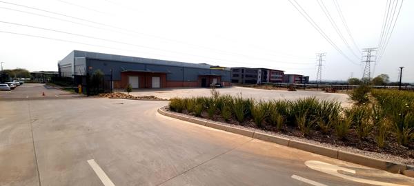 2 230  m² Industrial space