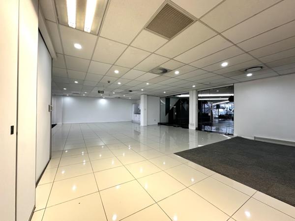 436  m² Office Space