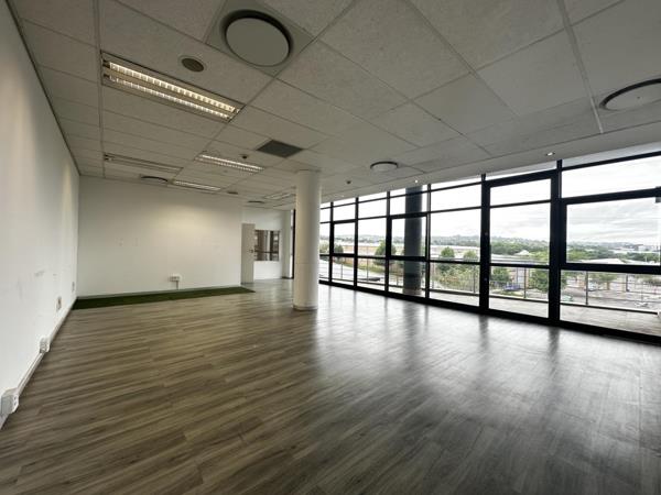 174  m² Office Space