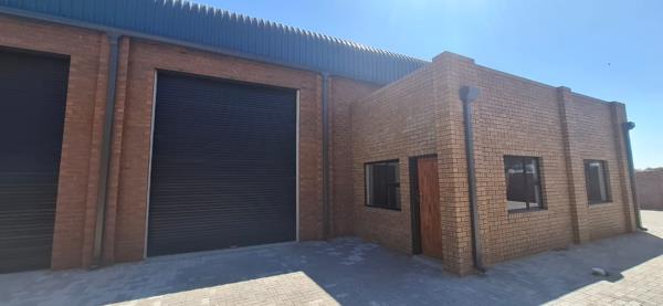 325  m² Commercial space