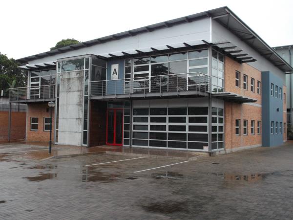 245  m² Commercial space