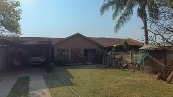 6 Bedroom House