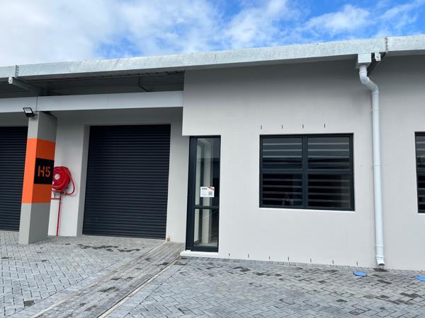 115  m² Industrial space