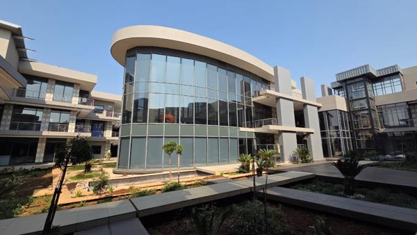 654 m² Commercial space