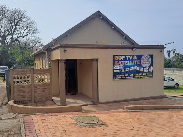 836  m² Commercial space