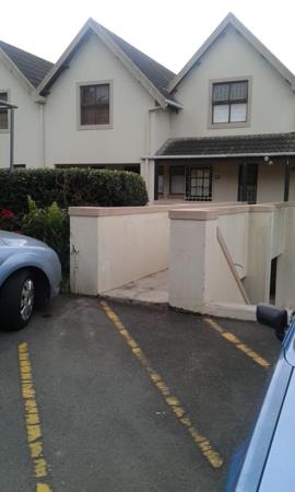 1 Bedroom Simplex