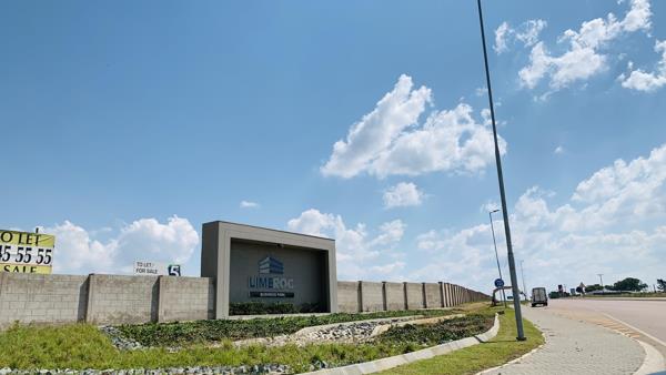 879  m² Industrial space