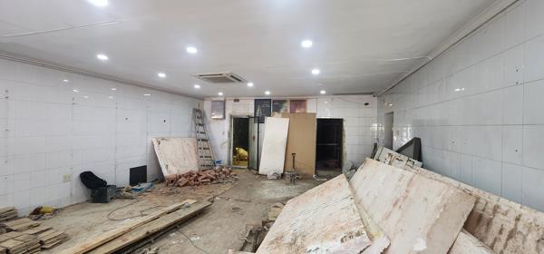 105  m² Commercial space