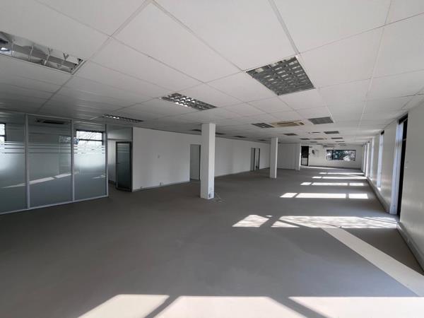 300 m² Commercial space