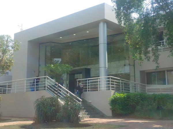 686  m² Office Space