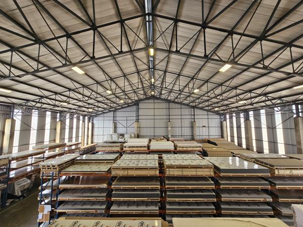 1 630  m² Industrial space