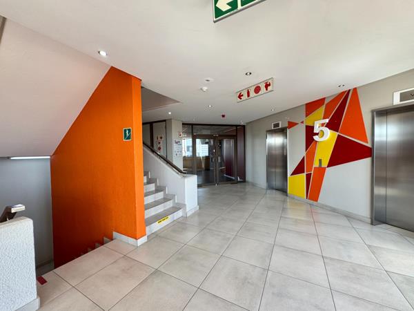 714  m² Office Space