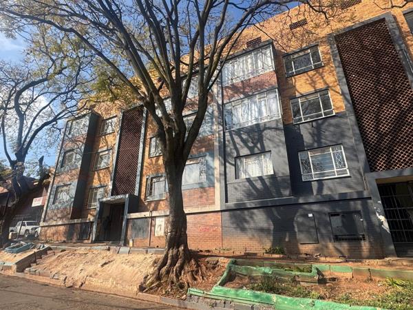 495  m² Commercial space