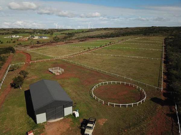 2 854 m² Land
