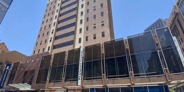 458  m² Office Space