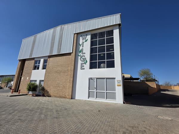 961  m² Industrial space