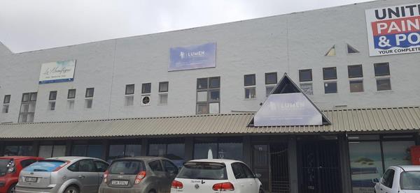 120  m² Retail Space