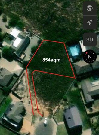 854 m² Land