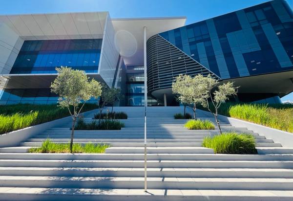 270  m² Commercial space