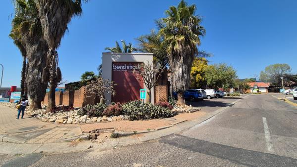 114  m² Commercial space