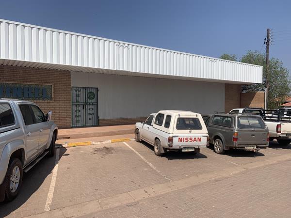 1 040  m² Commercial space