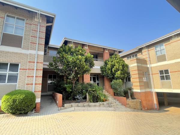 183  m² Commercial space