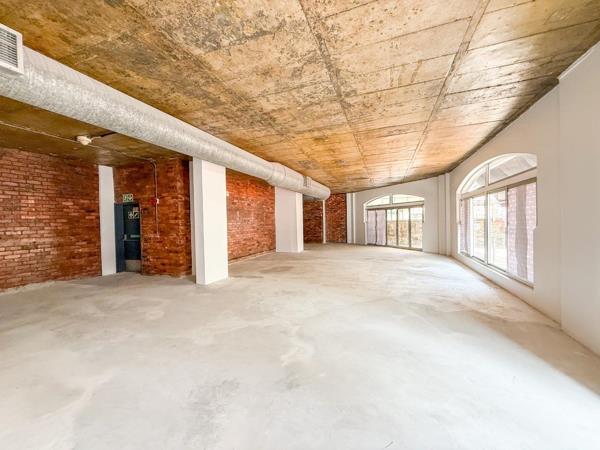 176 m² Retail Space