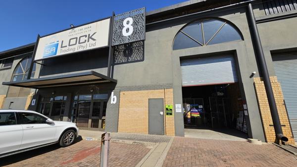 599  m² Industrial space