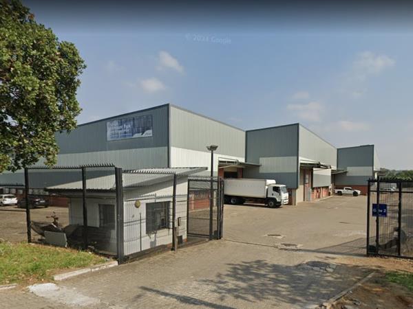 398  m² Industrial space