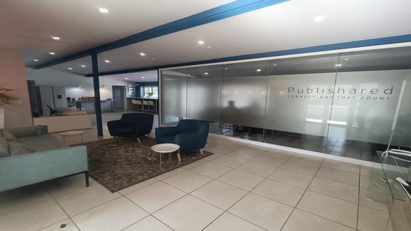 405  m² Office Space