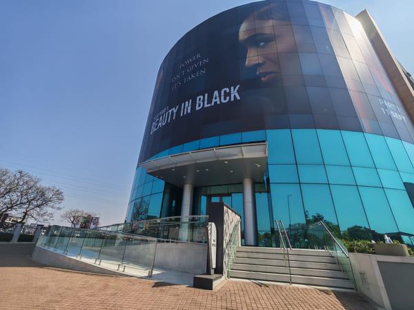 86  m² Commercial space