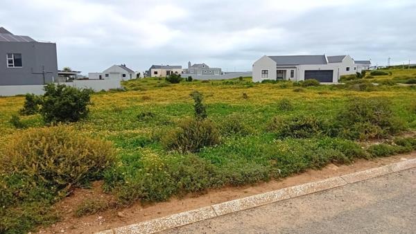 751 m² Land