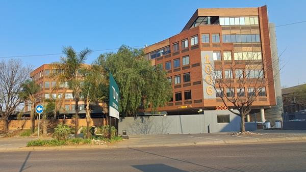 457 m² Office Space