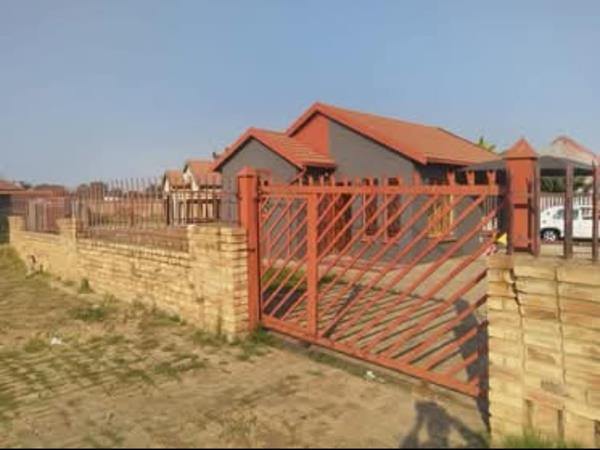 2 Bedroom House