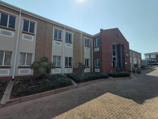 261  m² Commercial space