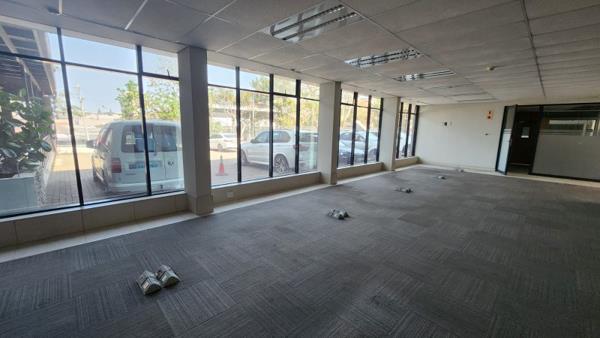 410  m² Retail Space