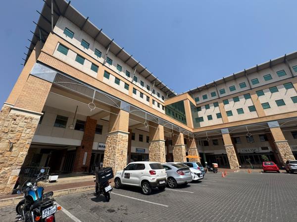 254 m² Commercial space