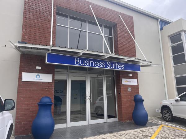 300 m² Commercial space