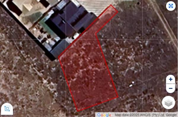557 m² Land