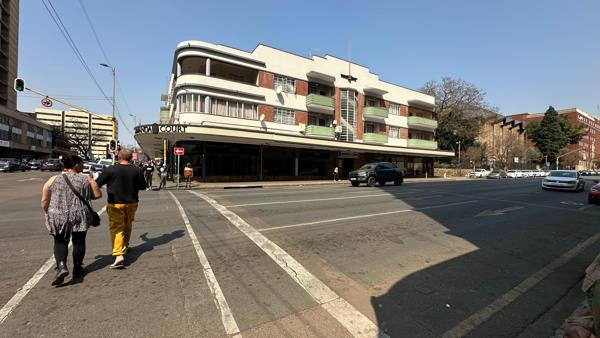 1 130 m² Commercial space