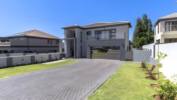5 Bedroom House